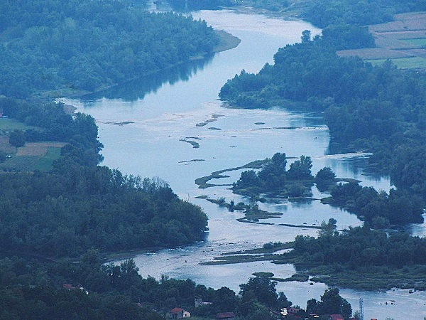 GUČ004